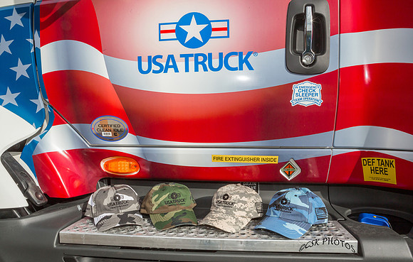 USA TRUCK-Salute to veterans-1