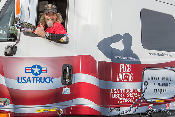 USA TRUCK-Salute to veterans-3