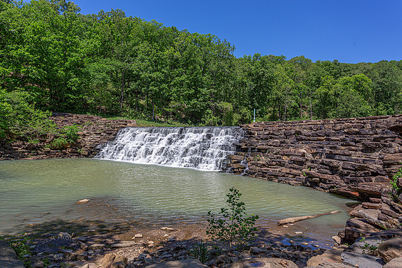 DAM AT DEVIL'S DEN