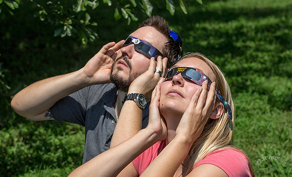 ECLIPSE 2017-16 copy
