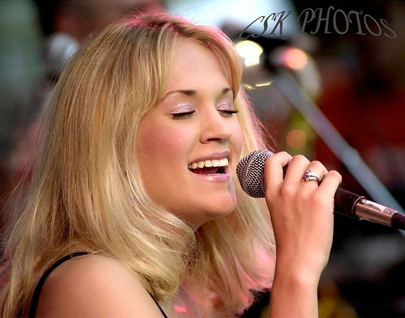 CARRIE UNDERWOOD